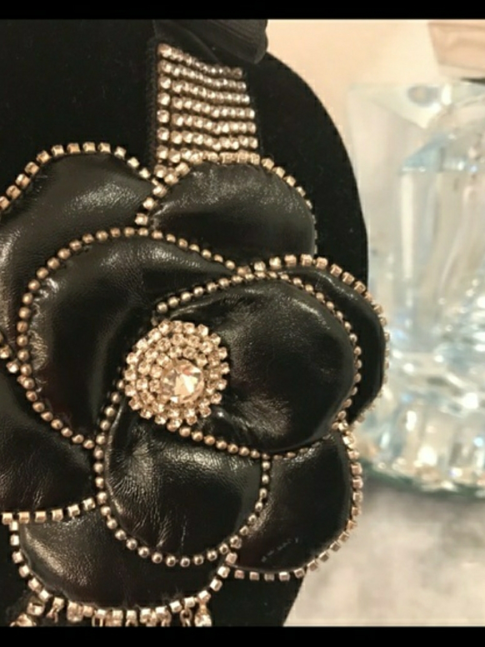 Neiman Marcus Black Floral Multi-Chain Bib Necklace with Silver Chains - Picture 2 of 4